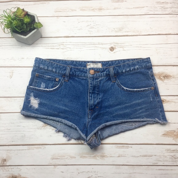 Free People Pants - Free People low rise distressed denim shorts 27